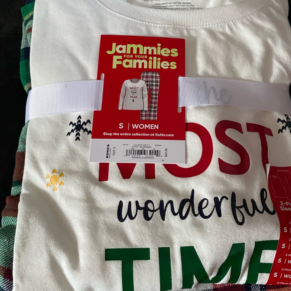 Christmas Pajamas Size Small